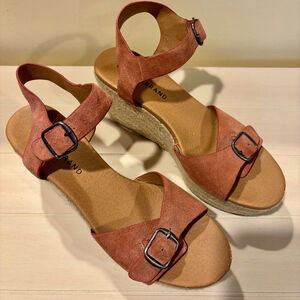 Lucky Brand Dusty Pink Suede Espadrille Wedge Sandals Size 7.5
